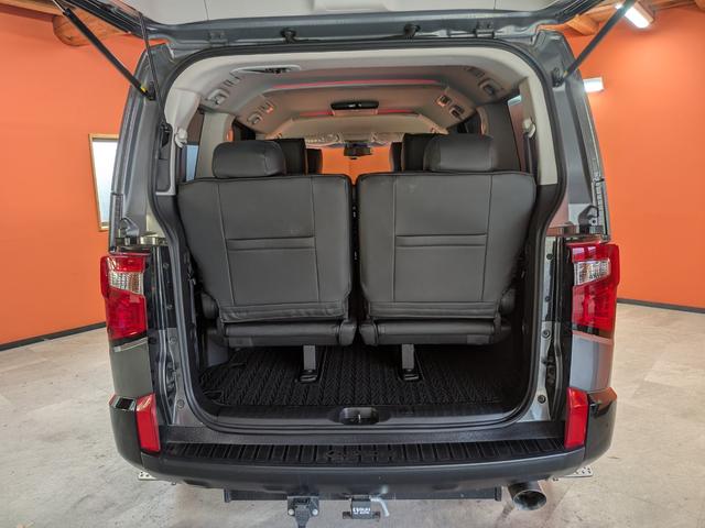 �W���ꂪ���ɂ�����܂��B�O�[�O���ɂă��A�X�^�[�K���[�W�ƌ������������B�o�H�ē��������܂��B�F�l�̂����X���҂����Ă���܂��B