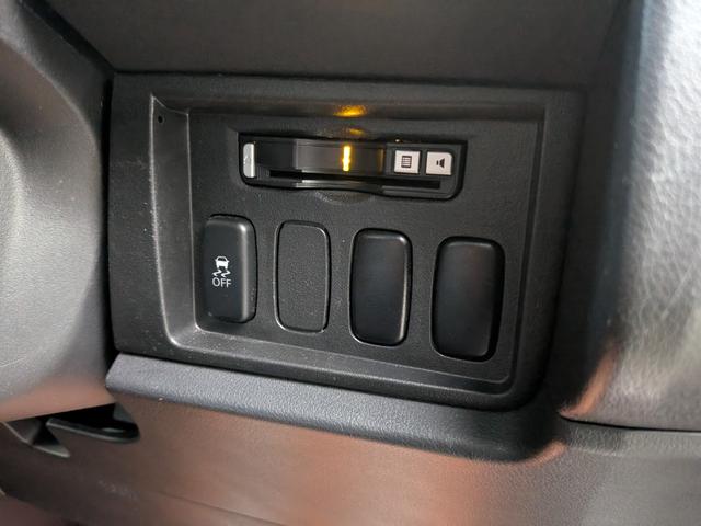 ���X�̓O�[�Ӓ�����X�ł��B�v���̊Ӓ�m�����ÎԂ̎ԗ���Ԃ��Ӓ肷��T�[�r�X�ł��B��O�ҋ@�ցy�i�`�`�`�z�̃v���̊Ӓ�t�ɂ��`�F�b�N���s���A�����ɃO���[�h���߂܂��B