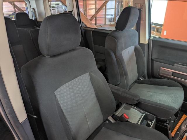 �W���ꂪ���ɂ�����܂��B�O�[�O���ɂă��A�X�^�[�K���[�W�ƌ������������B�o�H�ē��������܂��B�F�l�̂����X���҂����Ă���܂��B