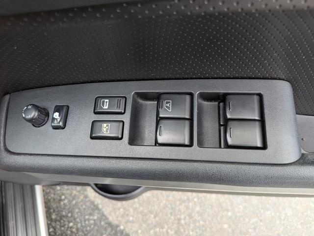 エクストレイル ２０Ｘｔ　４ＷＤ　★純正アルミ★禁煙車★純正ナビ★フルセグＴＶ★ＣＤ・ＤＶＤ再生★Ｂｌｕｅｔｏｏｔｈ★ＵＳＢ入力★ドラレコ★バックカメラ★ＥＴＣ★全席シートヒーター★サイドステップ★ＨＩＤ★ルーフレール★スマートキー★（24枚目）