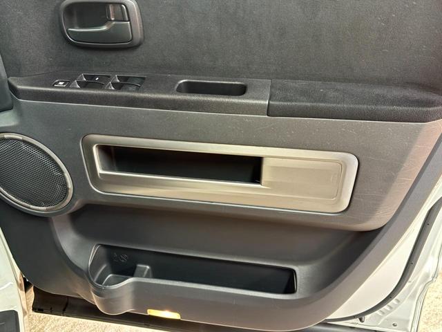 ���X�̓O�[�Ӓ�����X�ł��B�v���̊Ӓ�m�����ÎԂ̎ԗ���Ԃ��Ӓ肷��T�[�r�X�ł��B��O�ҋ@�ցy�i�`�`�`�z�̃v���̊Ӓ�t�ɂ��`�F�b�N���s���A�����ɃO���[�h���߂܂��B