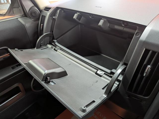 ���X�̓O�[�Ӓ�����X�ł��B�v���̊Ӓ�m�����ÎԂ̎ԗ���Ԃ��Ӓ肷��T�[�r�X�ł��B��O�ҋ@�ցy�i�`�`�`�z�̃v���̊Ӓ�t�ɂ��`�F�b�N���s���A�����ɃO���[�h���߂܂��B