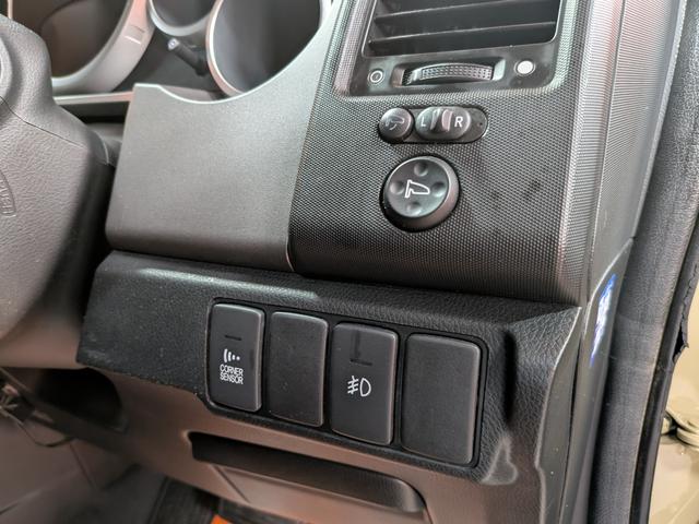 クロスロード ２０Ｘ　★新品アルミホイール★新品ジオランダータイヤ★オリジナルカラー★社外ナビ★ワンセグ★ＣＤ再生★フロントコーナーセンサー★キーレス★ＨＩＤライト★フォグランプ★アームレスト★盗難防止★電格ミラー★（36枚目）