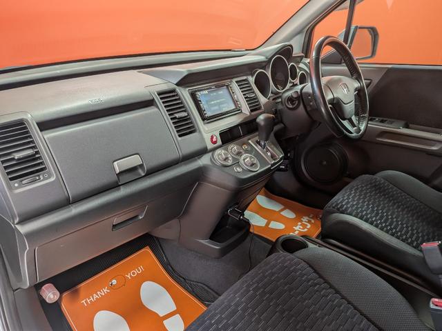 ���X�̓O�[�Ӓ�����X�ł��B�v���̊Ӓ�m�����ÎԂ̎ԗ���Ԃ��Ӓ肷��T�[�r�X�ł��B��O�ҋ@�ցy�i�`�`�`�z�̃v���̊Ӓ�t�ɂ��`�F�b�N���s���A�����ɃO���[�h���߂܂��B