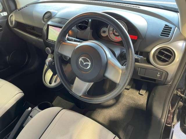 デミオ マツダ １３ｃ ｖ ａｂｓ キーレス パワーウインドウ エアコン ｗエアバッグ パワステの中古車詳細 中古車 検索ならkurutown クルタウン