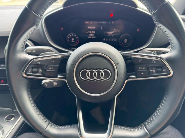 ＴＴクーペ １．８ＴＦＳＩ　ライティングスタイルエディション　ナビ　バックカメラ　２．０ＥＴＣ　オートライト　スマートキー　プッシュスターター　ＨＩＤヘッドライト　純正１８インチアルミホイール　アイドリングストップ　横滑り防止装置　クリアランスソナー（12枚目）