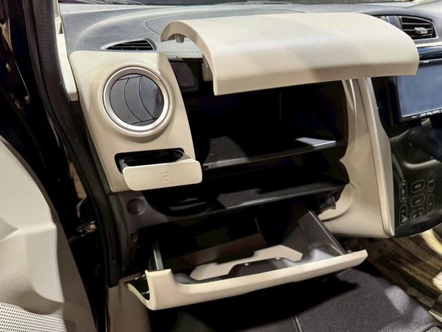 ｅＫワゴン Ｇ　アイドリングストップ　ナビ地デジＴＶ　スマートキー　ＥＴＣ　プッシュスターター　オートエアコン　電動格納ドアミラー　ベンチシート　純正１４インチアルミホイール（13枚目）