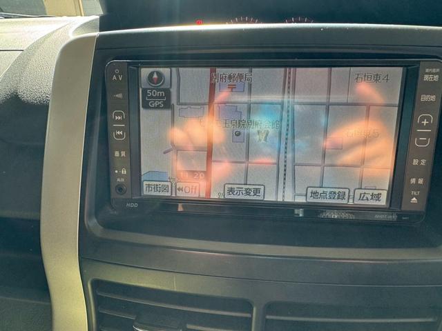 ノア Si 7人乗り 両側電動スライドドア ナビ地デジTV バックカメラ ETC スマートキー プッシュスターター 電動格納ドアミラー オートエアコン HIDヘッドライト 純正アルミホイール(9枚目)