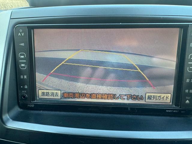 ノア Si 7人乗り 両側電動スライドドア ナビ地デジTV バックカメラ ETC スマートキー プッシュスターター 電動格納ドアミラー オートエアコン HIDヘッドライト 純正アルミホイール(11枚目)