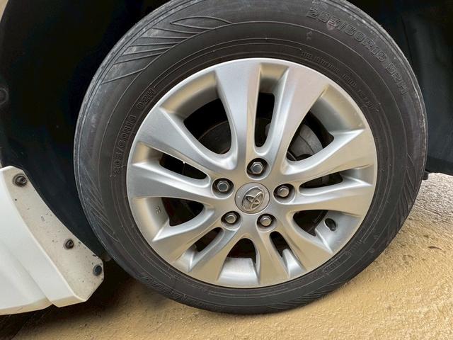 ノア Si 7人乗り 両側電動スライドドア ナビ地デジTV バックカメラ ETC スマートキー プッシュスターター 電動格納ドアミラー オートエアコン HIDヘッドライト 純正アルミホイール(39枚目)