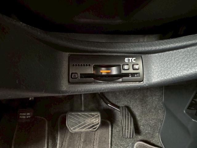 ワゴンＲスティングレー ＴＳ　インタークーラーターボ　ＨＩＤヘッドライト　純正アルミ　純正エアロ　スマートキー　ＥＴＣ　プッシュスターター　電動格納ドアミラー　ベンチシート　オートエアコン　タイミングチェーン（8枚目）