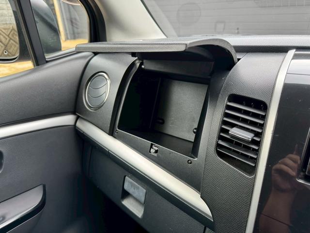 ワゴンＲスティングレー ＴＳ　インタークーラーターボ　ＨＩＤヘッドライト　純正アルミ　純正エアロ　スマートキー　ＥＴＣ　プッシュスターター　電動格納ドアミラー　ベンチシート　オートエアコン　タイミングチェーン（15枚目）