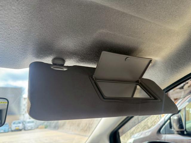 ノート ｅ－パワー　Ｘ　ナビ地デジＴＶ　アラウンドビューモニター　Ｂｌｕｅｔｏｏｔｈ　ドライブレコーダー　ＥＴＣ　インテリジェントキー　衝突方軽減ブレーキ　レーンアシスト（23枚目）