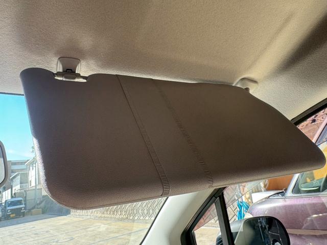 アルト Ｆ　キーレスエントリー　ＣＤデッキ　オートマ車　運転席助手席エアバック（12枚目）