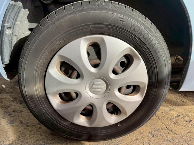 アルト Ｆ　キーレスエントリー　ＣＤデッキ　オートマ車　運転席助手席エアバック（27枚目）