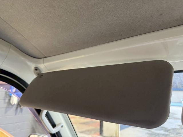 ハイゼットトラック ジャンボ　車検令和９年８月　５速ミッション　キーレスエントリー　パワーウィンド　エアコン　パワーステアリング　三方開　積載可能量３５０ｋｇ（13枚目）