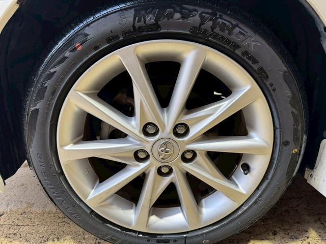 プリウスアルファ Sツーリングセレクション ナビ ETC スマートキー プッシュスターター 電動格納ドアミラー LEDヘッドライト 純正17インチアルミホイール(31枚目)