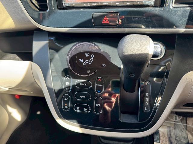 デイズルークス Ｘ　衝突軽減ブレーキ　アイドリングストップ　横滑り防止装置　アラウンドビューモニター　ナビ地デジＴＶ　インテリジェントキー　ＥＴＣ　プッシュスターター　片側電動スライドドア　電動格納ドアミラー（11枚目）