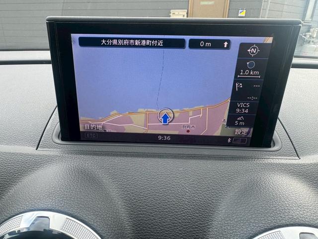 A3セダン 1.4TFSIシリンダーオンデマンド Sライン 純正ナビ Bluetooth オートライト HIDヘッドライト アイドリングストップ 横滑り防止装置 クリアランスソナー(6枚目)