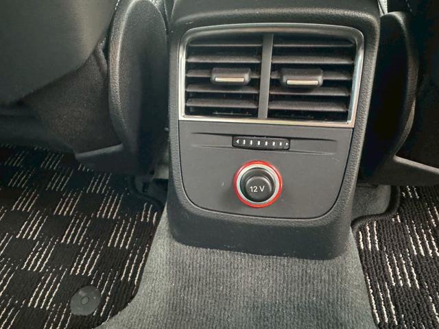 A3セダン 1.4TFSIシリンダーオンデマンド Sライン 純正ナビ Bluetooth オートライト HIDヘッドライト アイドリングストップ 横滑り防止装置 クリアランスソナー(25枚目)