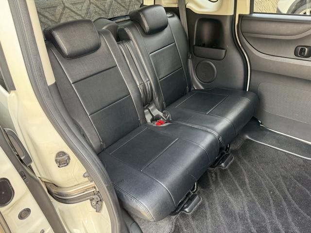 Ｎ－ＢＯＸカスタム Ｇ　ＳＳパッケージ　両側電動スライドドア　ナビ地デジＴＶ　バックカメラ　Ｂｌｕｅｔｏｏｔｈ　スマートキー　ＥＴＣ　プッシュスターター　ＨＩＤヘッドライト　純正エアロ　純正アルミホイール（18枚目）