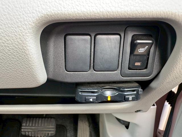 ｅＫワゴン Ｅ　車検令和９年１２月　ＥＴＣ　キーレスエントリー　ＣＤデッキ　ベンチシート　シートヒーター　ＴＶ（6枚目）