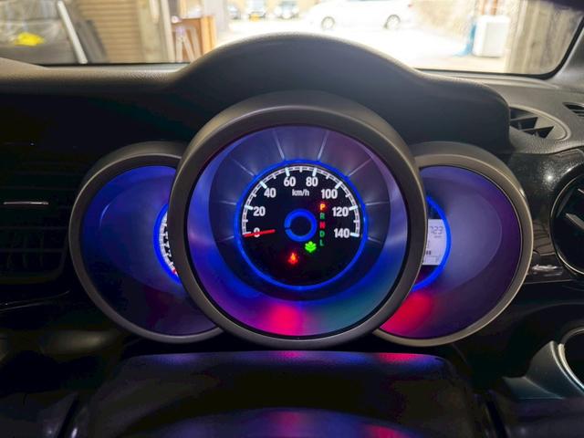 Ｎ－ＢＯＸカスタム Ｇ・Ｌパッケージ　ドライブレコーダー　ナビ地デジＴＶ　バックカメラ　Ｂｌｕｅｔｏｏｔｈ　スマートキー　ＥＴＣ　プッシュスターター　片側電動スライドドア　ＨＩＤヘッドライト　純正エアロ　純正アルミホイール（15枚目）