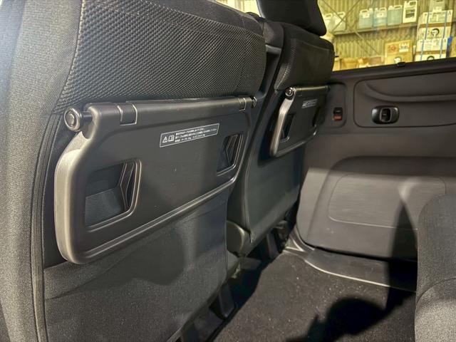 Ｎ－ＢＯＸカスタム Ｇ・Ｌパッケージ　ドライブレコーダー　ナビ地デジＴＶ　バックカメラ　Ｂｌｕｅｔｏｏｔｈ　スマートキー　ＥＴＣ　プッシュスターター　片側電動スライドドア　ＨＩＤヘッドライト　純正エアロ　純正アルミホイール（25枚目）