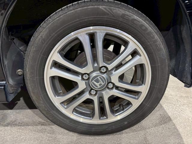 Ｎ－ＢＯＸカスタム Ｇ・Ｌパッケージ　ドライブレコーダー　ナビ地デジＴＶ　バックカメラ　Ｂｌｕｅｔｏｏｔｈ　スマートキー　ＥＴＣ　プッシュスターター　片側電動スライドドア　ＨＩＤヘッドライト　純正エアロ　純正アルミホイール（35枚目）
