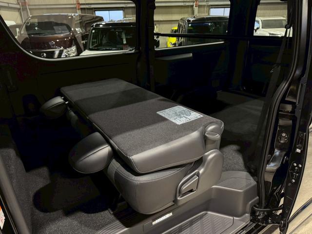 ハイエースバン ロングスーパーＧＬ　ダークプライムＳ　登録済未使用車　モデリスタエアロ　ＬＥＤヘッドライト　１５インチＡＷ　両側電動スライドドア　スマートキー　プッシュスターター　オートマチックハイビーム　レーンアシスト（27枚目）