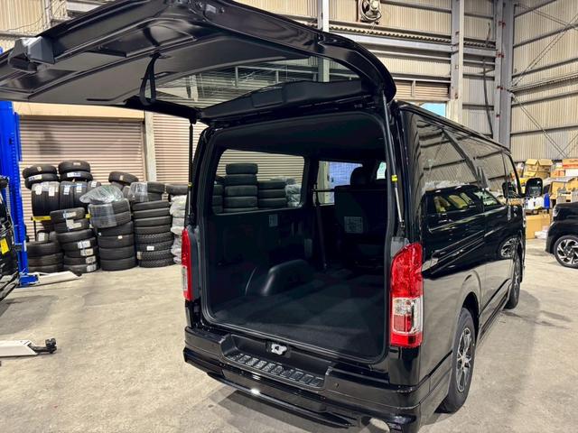 ハイエースバン ロングスーパーＧＬ　ダークプライムＳ　登録済未使用車　モデリスタエアロ　ＬＥＤヘッドライト　１５インチＡＷ　両側電動スライドドア　スマートキー　プッシュスターター　オートマチックハイビーム　レーンアシスト（31枚目）