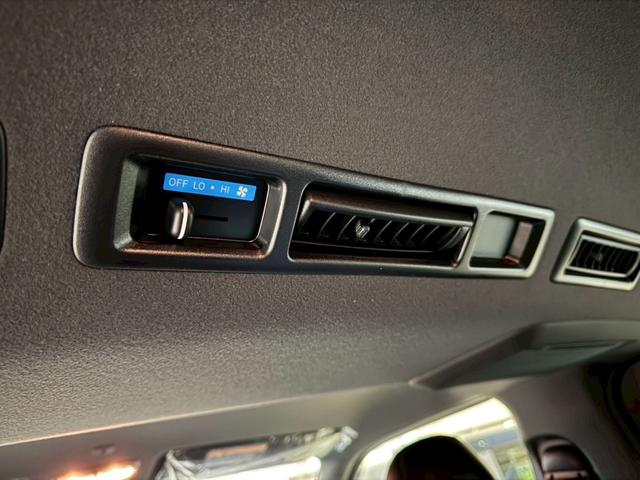 ハイエースバン ロングスーパーＧＬ　ダークプライムＳ　登録済未使用車　モデリスタエアロ　ＬＥＤヘッドライト　１５インチＡＷ　両側電動スライドドア　スマートキー　プッシュスターター　オートマチックハイビーム　レーンアシスト（36枚目）