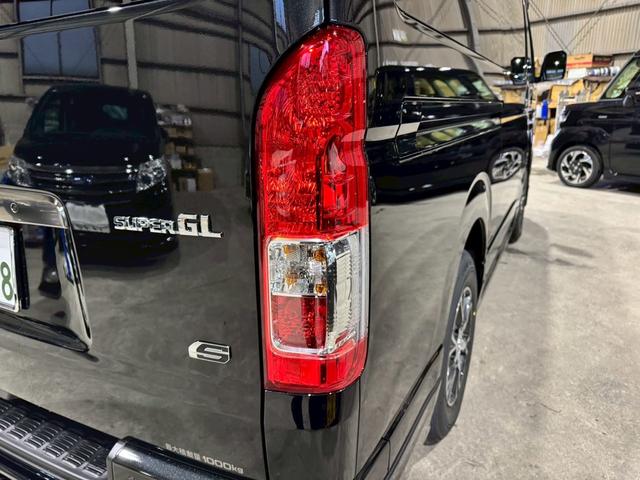 ハイエースバン ロングスーパーＧＬ　ダークプライムＳ　登録済未使用車　モデリスタエアロ　ＬＥＤヘッドライト　１５インチＡＷ　両側電動スライドドア　スマートキー　プッシュスターター　オートマチックハイビーム　レーンアシスト（46枚目）