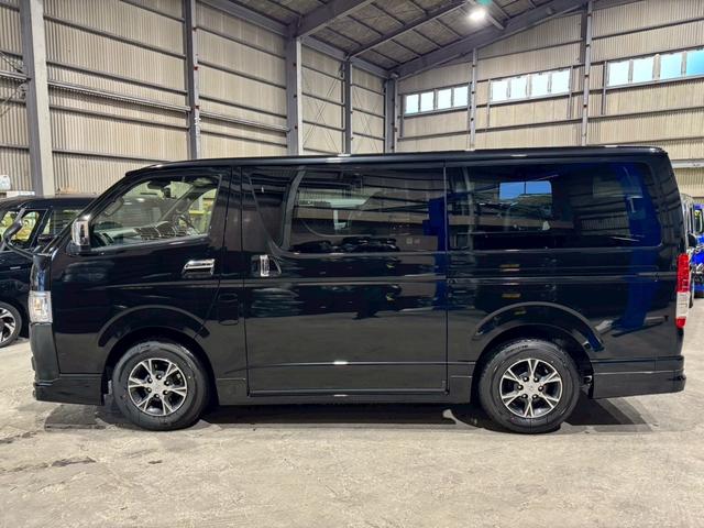 ハイエースバン ロングスーパーＧＬ　ダークプライムＳ　登録済未使用車　モデリスタエアロ　ＬＥＤヘッドライト　１５インチＡＷ　両側電動スライドドア　スマートキー　プッシュスターター　オートマチックハイビーム　レーンアシスト（52枚目）