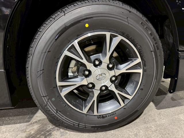 ハイエースバン ロングスーパーＧＬ　ダークプライムＳ　登録済未使用車　モデリスタエアロ　ＬＥＤヘッドライト　１５インチＡＷ　両側電動スライドドア　スマートキー　プッシュスターター　オートマチックハイビーム　レーンアシスト（56枚目）