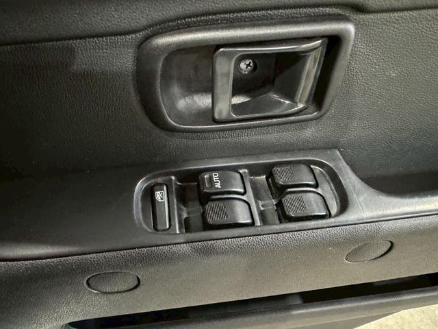 ハイゼットカーゴ クルーズターボＳＡＩＩＩ　衝突軽減ブレーキ　オートマチックハイビーム　横滑り防止装置　ナビ地デジＴＶ　Ｂｌｕｅｔｏｏｔｈ　電動格納ドアミラー　両側スライドドア（7枚目）