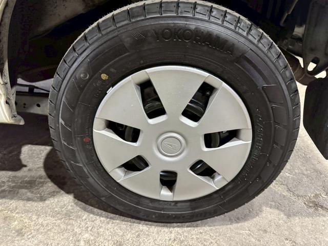 ハイゼットカーゴ クルーズターボＳＡＩＩＩ　衝突軽減ブレーキ　オートマチックハイビーム　横滑り防止装置　ナビ地デジＴＶ　Ｂｌｕｅｔｏｏｔｈ　電動格納ドアミラー　両側スライドドア（32枚目）