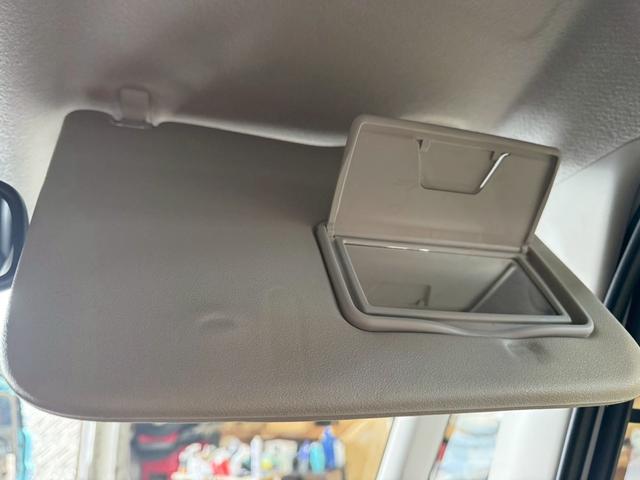 デイズルークス ライダーブラックライン　アラウンドビューモニター　後席モニター　ナビ地デジＴＶ　後席モニター　インテリジェントキー　プッシュスターター　ＨＩＤヘッドライト　純正エアロ　アルミホイール（14枚目）