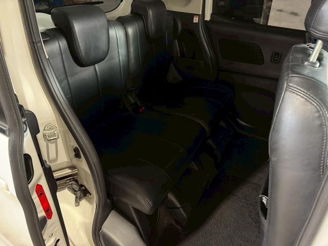 デイズルークス ライダーブラックライン　アラウンドビューモニター　後席モニター　ナビ地デジＴＶ　後席モニター　インテリジェントキー　プッシュスターター　ＨＩＤヘッドライト　純正エアロ　アルミホイール（18枚目）