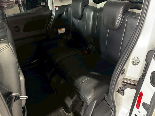 デイズルークス ライダーブラックライン　アラウンドビューモニター　後席モニター　ナビ地デジＴＶ　後席モニター　インテリジェントキー　プッシュスターター　ＨＩＤヘッドライト　純正エアロ　アルミホイール（23枚目）