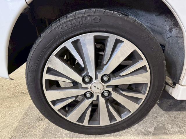 デイズルークス ライダーブラックライン　アラウンドビューモニター　後席モニター　ナビ地デジＴＶ　後席モニター　インテリジェントキー　プッシュスターター　ＨＩＤヘッドライト　純正エアロ　アルミホイール（33枚目）