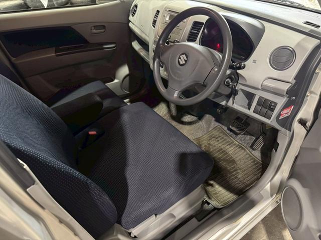 ワゴンR FX タイミングチェーン キーレスエントリー CDデッキ ベンチシート 電動格納ドアミラー 運転席助手席エアバック(5枚目)