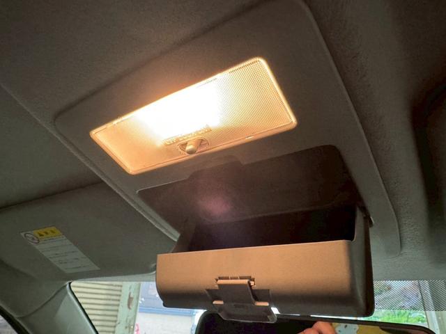 ワゴンR FX タイミングチェーン キーレスエントリー CDデッキ ベンチシート 電動格納ドアミラー 運転席助手席エアバック(9枚目)