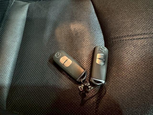 ���Ђł͂������ɓ_�����s���܂��B���̍ۃI�C����������Ղ������i�̃`�F�b�N���s���܂��B�[�Ԏ��ɂ̓o�b�`�������������Ԃ���[�Ԓv���܂��I���G���W���I�C���E�I�C���t�B���^�[�ȊO�̕��i�͗L���ɂȂ�܂��B