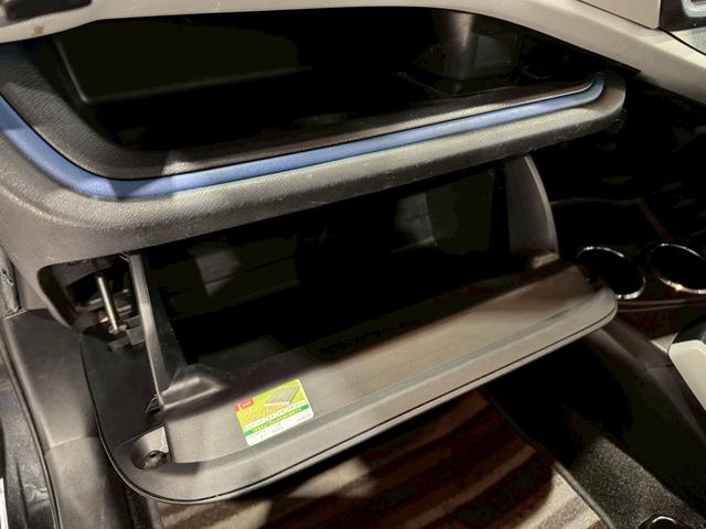 アクア Ｓ　ナビ地デジＴＶ　スマートキー　ＥＴＣ　プッシュスターター　電動格納ドアミラー　オートエアコン　タイミングチェーン（21枚目）