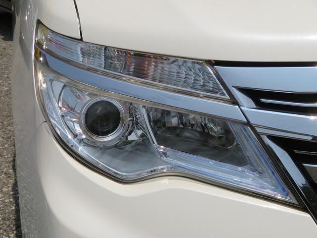 セレナ ライダー　Ｓ－ハイブリッド　フルセグナビ　Ｂｌｕｅｔｏｏｔｈ　ＤＶＤ再生　ドライブレコーダー　ＥＴＣ　後席モニター　両側電動スライドドア　１年保証　バックカメラ　エマージェンシーブレーキ　スマートキー２個　オートライト　アイスト（16枚目）