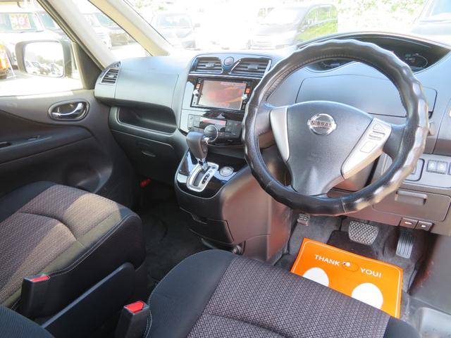 セレナ ハイウェイスターＳ－ＨＶアドバンスドセーフティパック　フルセグナビ　Ｂｌｕｅｔｏｏｔｈ　ＤＶＤ再生　１年保証　ドラレコ前後　アラウンドビュー　後席モニター　エマブレ　タイヤ４本新品　両側電動スライドドア　ＥＴＣ　オートクルーズ　スマートキー２個　Ａライト（42枚目）
