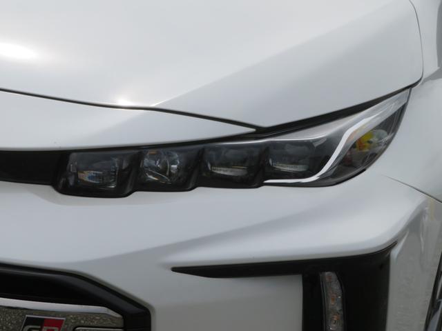 プリウスＰＨＶ Ｓナビパッケージ・ＧＲスポーツ　フルセグナビ　Ｂｌｕｅｔｏｏｔｈ　ハイブリッド機構１年保証　ＥＴＣ２．０　衝突被害軽減システム　ハーフレザーシート　ＧＲエアロ　シートヒーター　オートクルーズ　スマートキー　１８ＡＷ　ＵＳＢ挿入口（17枚目）