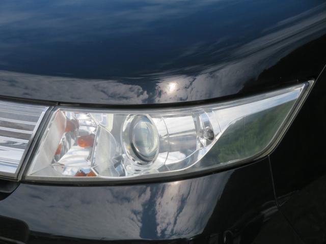 ワゴンＲスティングレー Ｘ　スマートキー２個　１４ＡＷ　タイヤ２本新品　プッシュスタート　オートエアコン　ＨＩＤ　ＣＤ　フォグランプ　エアバッグ　ＡＢＳ（17枚目）