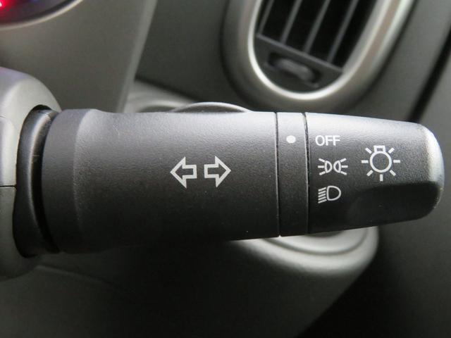 キューブ ライダー　フルセグナビ　Ｂｌｕｅｔｏｏｔｈ　ＤＶＤ再生　１年保証　バックカメラ　ＥＴＣ　スマートキー２個　１６ＡＷ　アイドリングストップ　プッシュスタート　オートエアコン　助手席スライドアップシート　ライダー（48枚目）